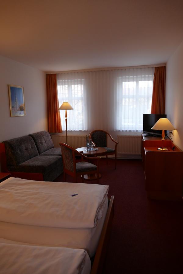 Hotel Am Dom Greifswald Esterno foto